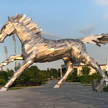 Apartmán - In The Center - Private Parking - Klimatizacia *