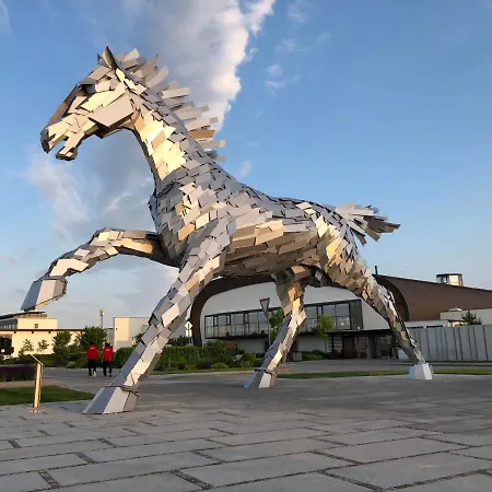 - In The Center - Private Parking - Klimatizacia * Šamorín