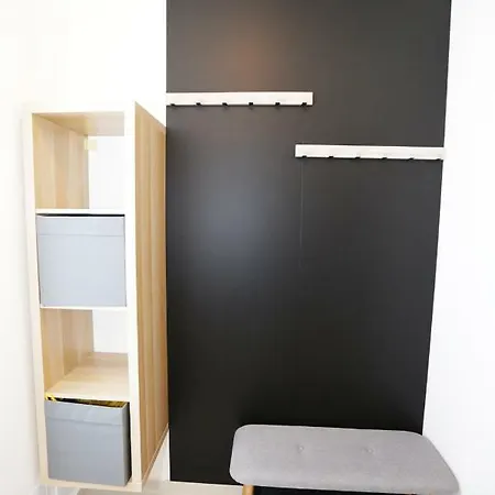 - In The Center - Private Parking - Klimatizacia Apartmán