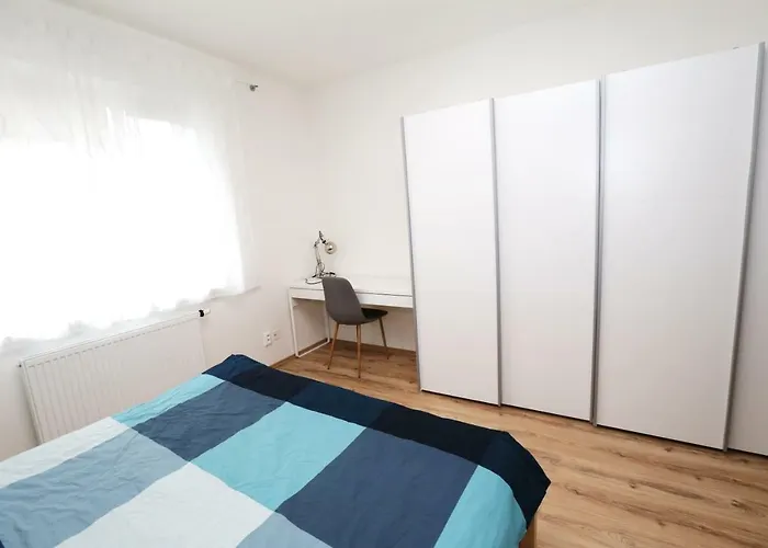 - In The Center - Private Parking - Klimatizacia Lägenhet Šamorín